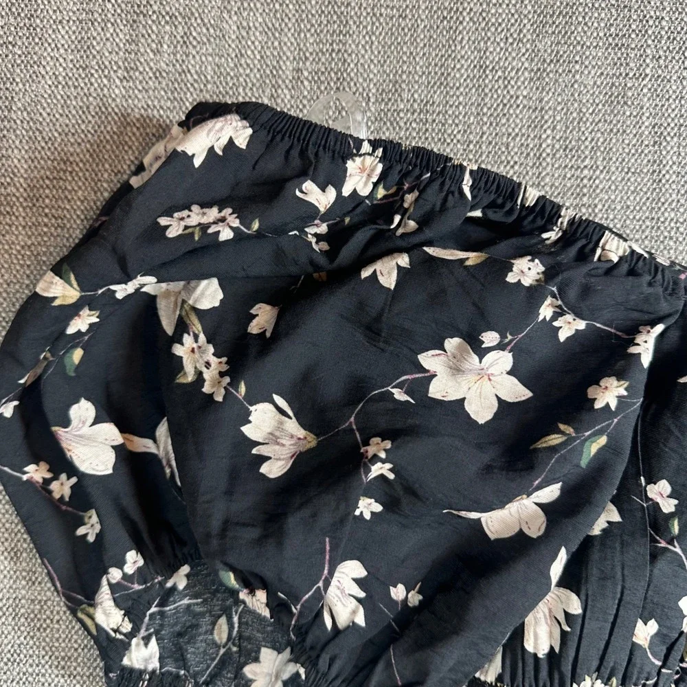 Hesperus Floral Midi Dress Womens Medium Black  Smocked Puff Sleeve